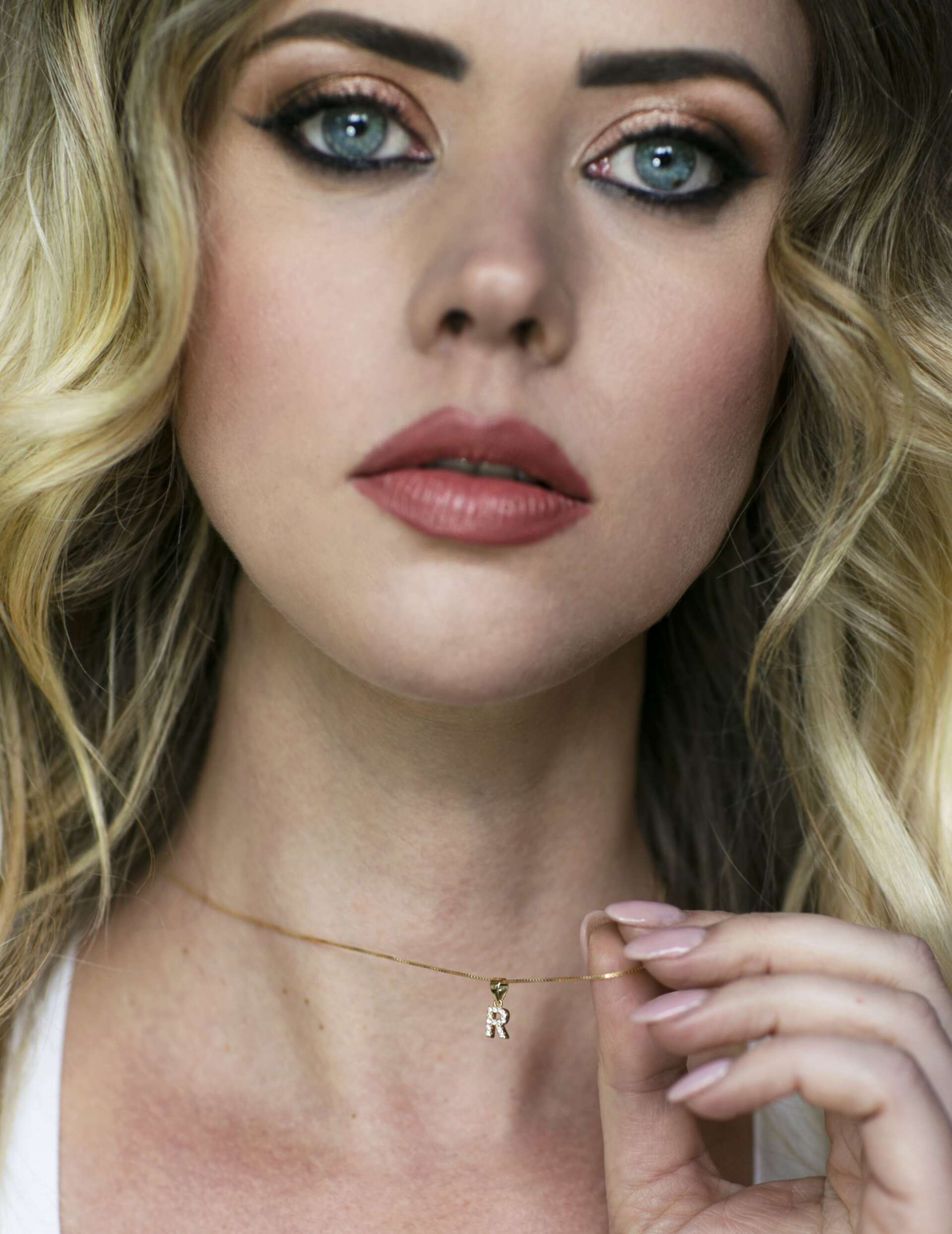 Collana Iniziale Zirconi